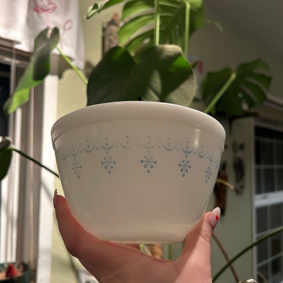 Vintage Pyrex snowflake garland - Picture 7 of 7